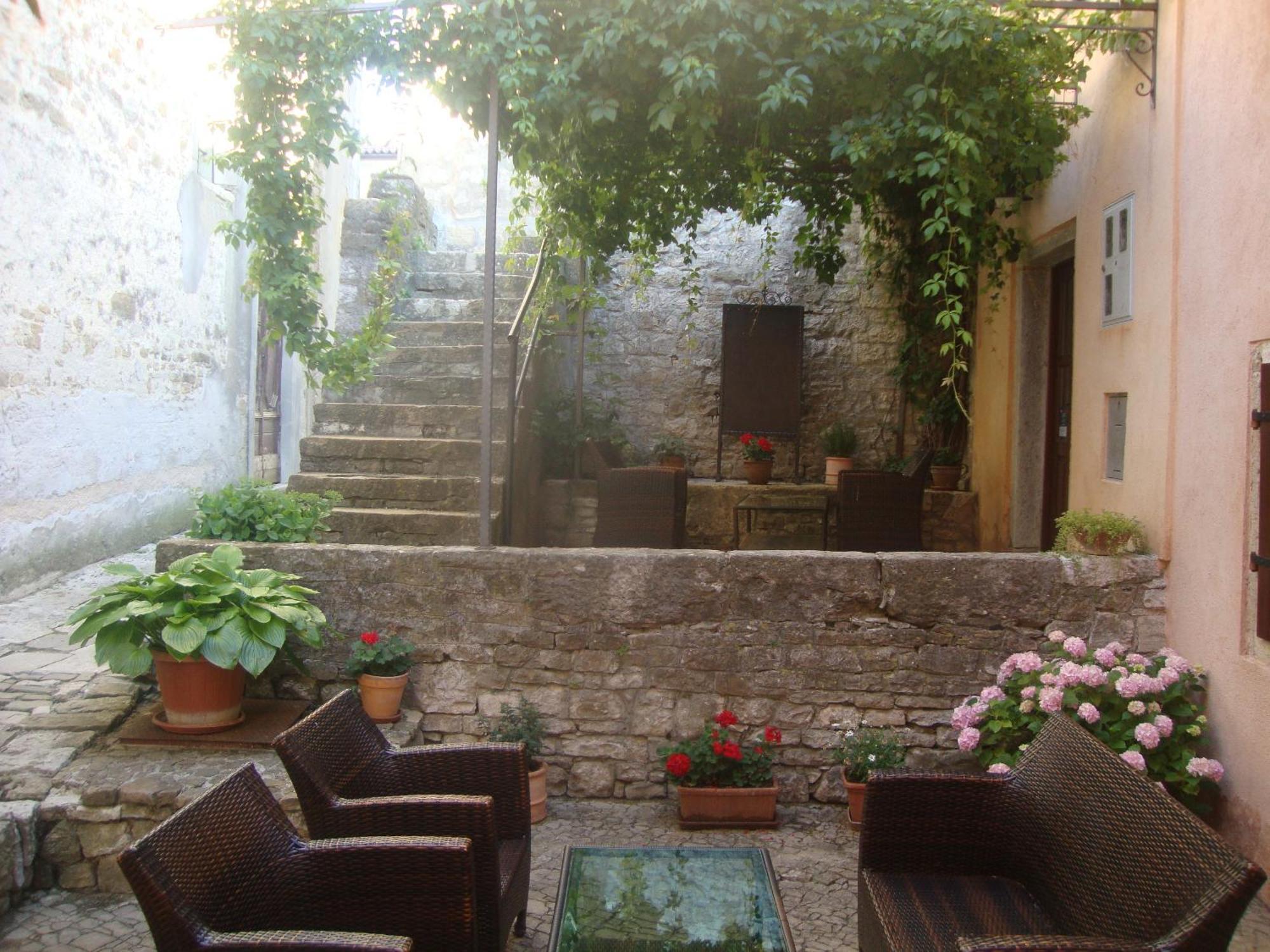 Bed & Breakfast Antico Motovun Bagian luar foto